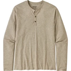 Patagonia Men's Long-Sleeved Organic Cotton Lightweight Henley Pullover